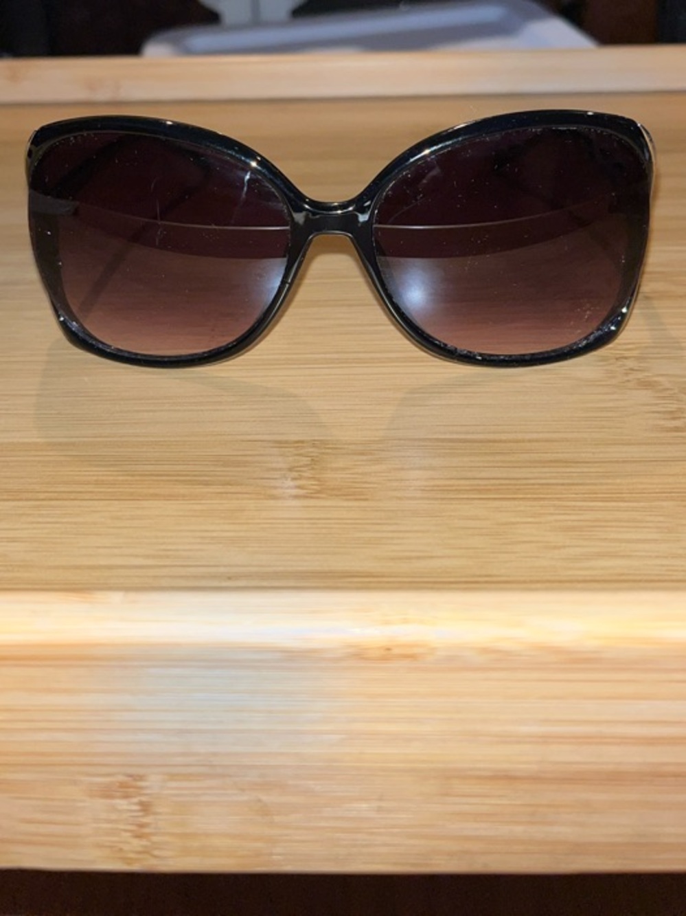Tahari Oversized Women's Sunglasses in Black with purple gradient lenses